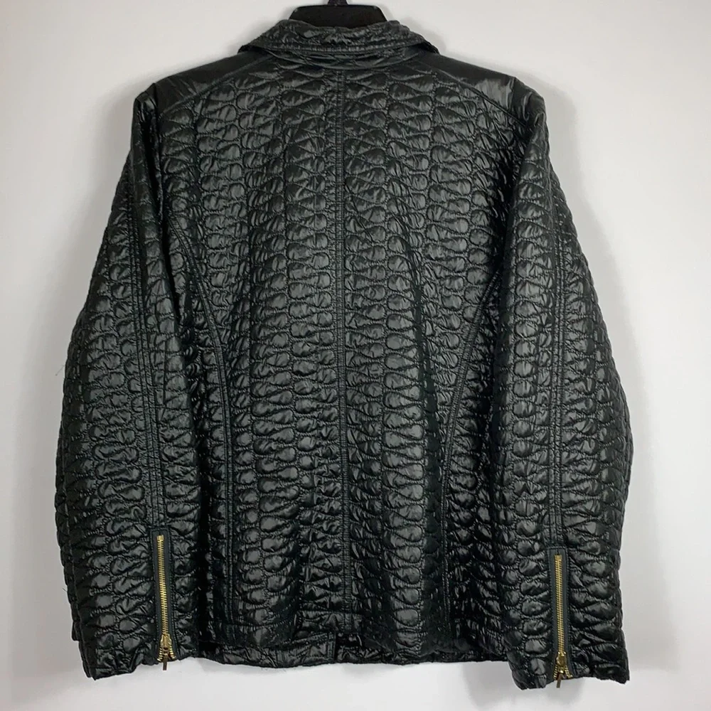 Chico’s Black Lightweight Quilted Jacket With Front Off Center Zipper Size 3 - Picture 4 of 6